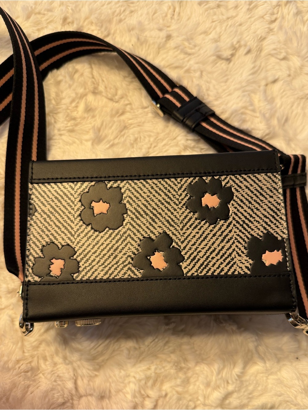 kate spade Black and Pink Floral Camera Crossbody Strap Bag - Picture 3 of 3